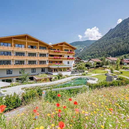 Tilia Living - B&B Mit Dem Komfort Eines Kleinen, Feinen Hotels Риед им Оберинтал Екстериор снимка