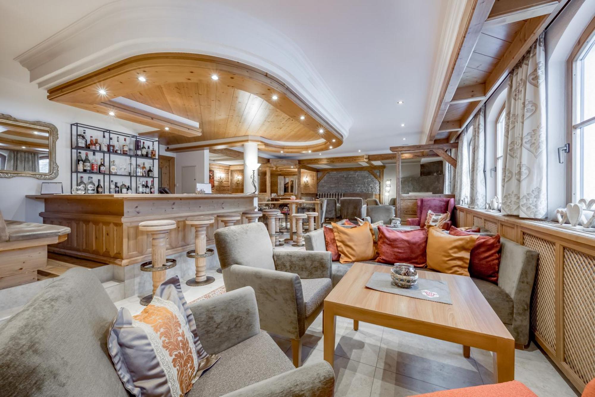 Tilia Living - B&B Mit Dem Komfort Eines Kleinen, Feinen Hotels Риед им Оберинтал Екстериор снимка