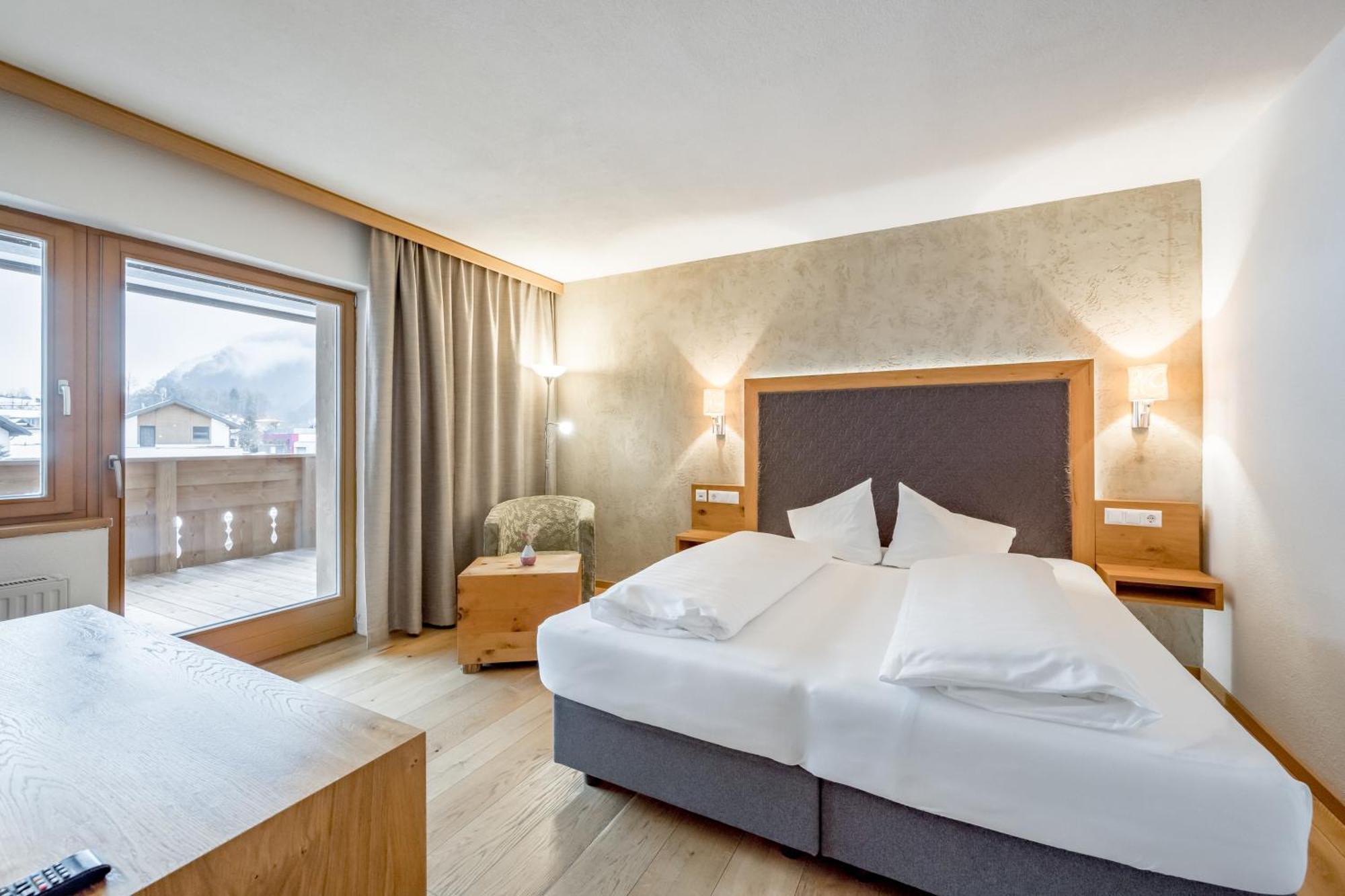 Tilia Living - B&B Mit Dem Komfort Eines Kleinen, Feinen Hotels Риед им Оберинтал Екстериор снимка