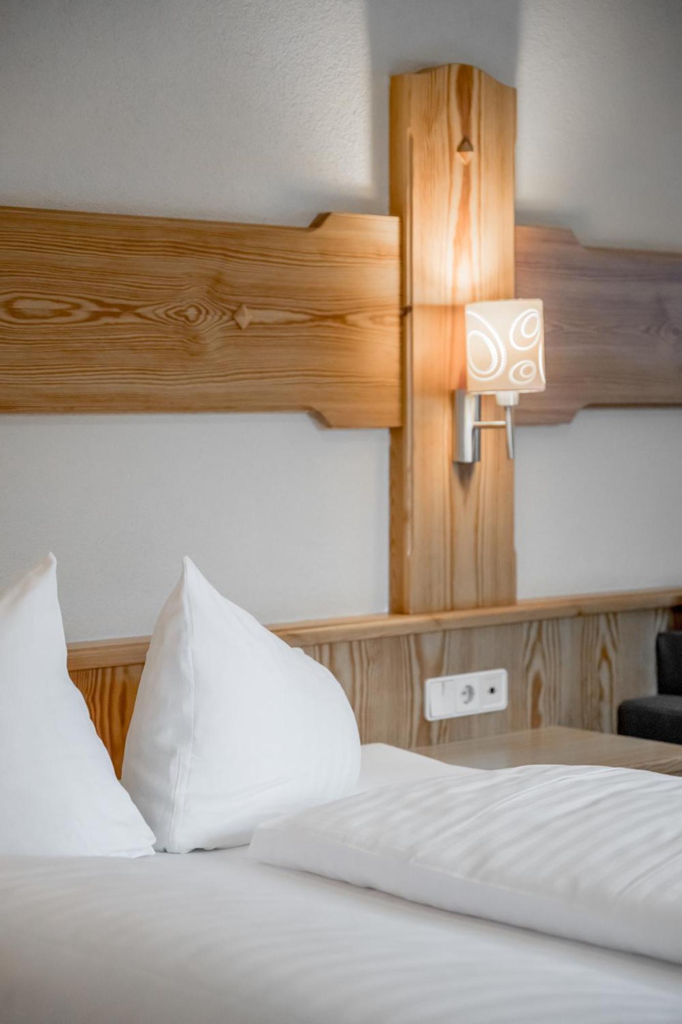 Tilia Living - B&B Mit Dem Komfort Eines Kleinen, Feinen Hotels Риед им Оберинтал Екстериор снимка