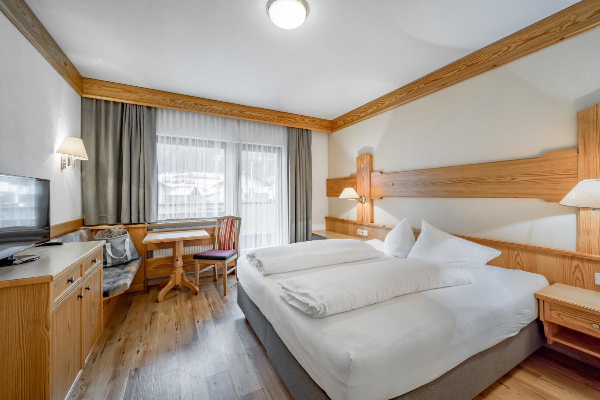 Tilia Living - B&B Mit Dem Komfort Eines Kleinen, Feinen Hotels Риед им Оберинтал Екстериор снимка